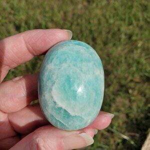 Amazonite Palm Pillow Stone (T2)